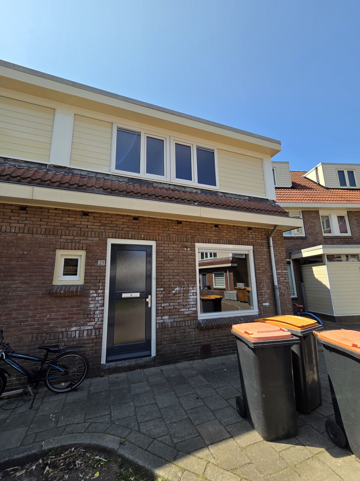 Burg. Jacobsonstraat 21