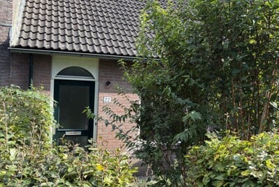 De Karre 22 Brummen, Brummen